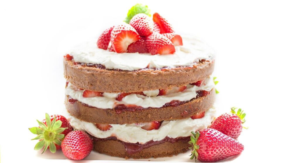 tort truskawkowy