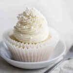 FOREMKI PAPILOTKI do muffinek 50x25 cm - białe 200 szt - obrazek 3