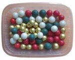 PEREŁKI KULKI CUKROWE świąteczny mix ze złotem 10mm 50g - obrazek 4