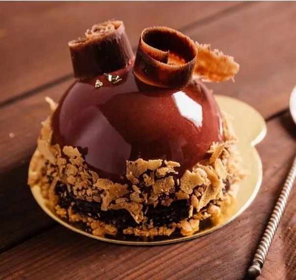 PODKŁADY BANKIETÓWKI POD MONOPORCJE dwustronne złoto-srebrne 8cm 10szt